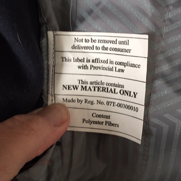 Under Armour vest - Picture 9 of 11